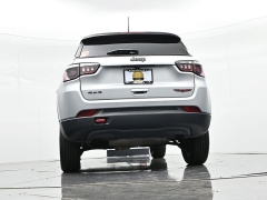 Used 2025  Jeep Compass Trailhawk 4x4 at Landmark Auto Credit Center near springfield&comma; IL