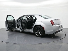 Used 2023  Chrysler 300 300S RWD at Landmark Auto Credit Center near springfield&comma; IL