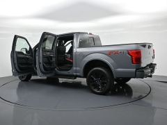 Used 2019  Ford F-150 4WD SuperCrew Lariat 5 1&sol;2 at Landmark Auto Credit Center near springfield&comma; IL