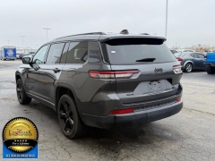 Used 2023  Jeep Grand Cherokee L Altitude 4x4 at Landmark Auto Credit Center near springfield&comma; IL