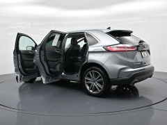 Used 2021  Ford Edge Titanium AWD at Landmark Auto Credit Center near springfield&comma; IL