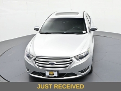 Used 2019  Ford Taurus 4d Sedan AWD Limited at Landmark Auto Credit Center near springfield&comma; IL