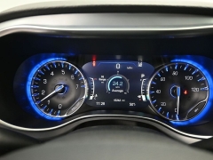 Used 2025  Chrysler Pacifica Limited FWD at Landmark Auto Credit Center near springfield&comma; IL