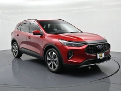 Used 2023  Ford Escape Platinum AWD at Landmark Auto Credit Center near springfield&comma; IL