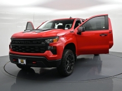 Used 2024  Chevrolet Silverado 1500 4WD Crew Cab 147" Custom Trail Boss at Landmark Auto Credit Center near springfield&comma; IL