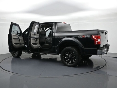 Used 2018  Ford F-150 4WD SuperCrew XLT 5 1&sol;2 w&sol;Luxury Pkg at Landmark Auto Credit Center near springfield&comma; IL