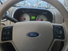 Used 2006  Ford Explorer 4d SUV 4WD Eddie Bauer V8 at Landmark Auto Credit Center near springfield&comma; IL