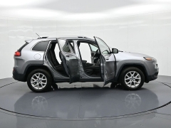 Used 2015  Jeep Cherokee 4WD 4dr Latitude at Landmark Auto Credit Center near springfield&comma; IL
