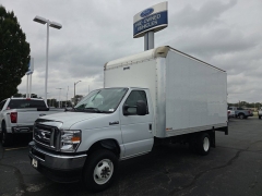 Used 2024  Ford E-Series Cutaway E-450 DRW 158" WB at Landmark Auto Credit Center near springfield&comma; IL