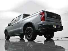 Used 2023  Chevrolet Silverado 1500 4WD Crew Cab 147" ZR2 at Landmark Auto Credit Center near springfield&comma; IL