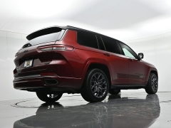 Used 2023  Jeep Grand Cherokee L Summit Reserve 4x4 at Landmark Auto Credit Center near springfield&comma; IL
