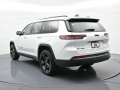 Used 2023  Jeep Grand Cherokee L Altitude 4x4 at Landmark Auto Credit Center near springfield&comma; IL