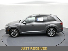 Used 2019  Audi Q7 4d SUV 3&period;0T Quattro Premium at Landmark Auto Credit Center near springfield&comma; IL