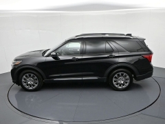 Used 2026  Ford Explorer Platinum 4WD at Landmark Auto Credit Center near springfield&comma; IL