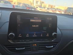 Used 2021  Nissan Altima 2&period;0 SR Sedan at Landmark Auto Credit Center near springfield&comma; IL