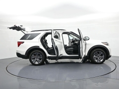 Used 2025  Ford Explorer Active 4WD at Landmark Auto Credit Center near springfield&comma; IL