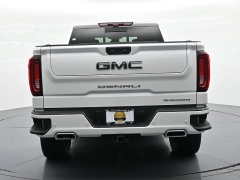 Used 2023  GMC Sierra 1500 4WD Crew Cab 147" Denali Ultimate at Landmark Auto Credit Center near springfield&comma; IL