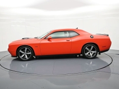 Used 2017  Dodge Challenger R&sol;T Plus Shaker Coupe at Landmark Auto Credit Center near springfield&comma; IL