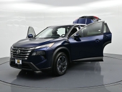 Used 2024  Nissan Rogue AWD SV at Landmark Auto Credit Center near springfield&comma; IL