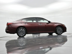 Used 2025  Nissan Altima SV FWD at Landmark Auto Credit Center near springfield&comma; IL