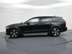 Used 2024  Volvo V60 Cross Country B5 AWD Plus at Landmark Auto Credit Center near springfield&comma; IL