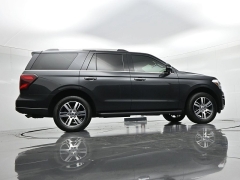 Used 2024  Ford Expedition Limited 4x4 at Landmark Auto Credit Center near springfield&comma; IL