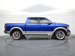 Used 2016  Ram 1500 4WD Crew Cab Laramie at Landmark Auto Credit Center near springfield&comma; IL