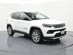 Used 2025  Jeep Compass Limited 4x4 at Landmark Auto Credit Center near springfield&comma; IL