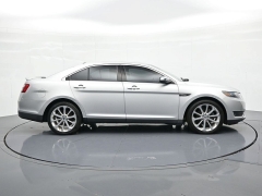 Used 2019  Ford Taurus 4d Sedan AWD Limited at Landmark Auto Credit Center near springfield&comma; IL