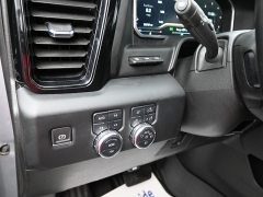 Used 2024  GMC Sierra 2500HD 4WD Crew Cab 159" AT4 at Landmark Auto Credit Center near springfield&comma; IL