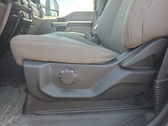 Used 2020  Ford Super Duty F-450 4WD Crew Cab XLT DRW at Landmark Auto Credit Center near springfield&comma; IL