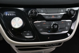 Used 2023  Chrysler Voyager LX FWD at Landmark Auto Credit Center near springfield&comma; IL