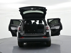 Used 2025  Jeep Compass Latitude 4x4 at Landmark Auto Credit Center near springfield&comma; IL