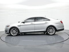 Used 2019  Ford Taurus 4d Sedan AWD Limited at Landmark Auto Credit Center near springfield&comma; IL