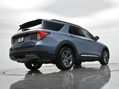 Used 2025  Ford Explorer Active 4WD at Landmark Auto Credit Center near springfield&comma; IL