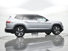 Used 2026  Volkswagen Atlas 2&period;0T SE w&sol;Technology FWD at Landmark Auto Credit Center near springfield&comma; IL