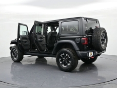 Used 2025  Jeep Wrangler Rubicon 4 Door 4x4 at Landmark Auto Credit Center near springfield&comma; IL