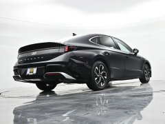 Used 2024  Hyundai Sonata SEL 2&period;5L AWD at Landmark Auto Credit Center near springfield&comma; IL