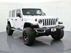 Used 2020  Jeep Wrangler Unlimited Sahara 4x4 at Landmark Auto Credit Center near springfield&comma; IL