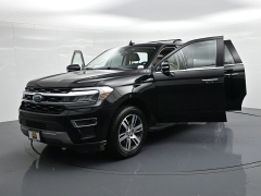 Used 2024  Ford Expedition Max Limited 4x4 at Landmark Auto Credit Center near springfield&comma; IL