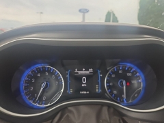 Used 2017  Chrysler Pacifica Touring-L FWD at Landmark Auto Credit Center near springfield&comma; IL