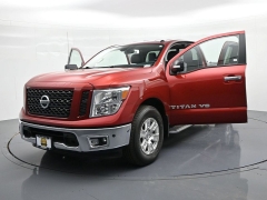 Used 2019  Nissan Titan 4x2 King Cab SV at Landmark Auto Credit Center near springfield&comma; IL