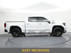 Used 2025  GMC Sierra 1500 4WD Crew Cab 147" SLT at Landmark Auto Credit Center near springfield&comma; IL