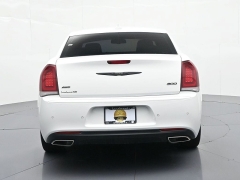 Used 2022  Chrysler 300 Touring L AWD at Landmark Auto Credit Center near springfield&comma; IL