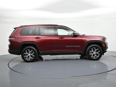 Used 2025  Jeep Grand Cherokee L Limited 4x4 at Landmark Auto Credit Center near springfield&comma; IL