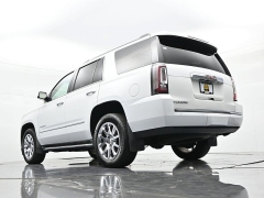 Used 2016  GMC Yukon 4d SUV 4WD Denali at Landmark Auto Credit Center near springfield&comma; IL