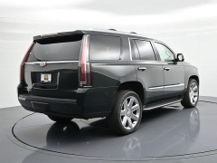 Used 2016  Cadillac Escalade 4d SUV 4WD Luxury at Landmark Auto Credit Center near springfield&comma; IL