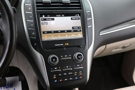 Used 2018  Lincoln MKC 4d SUV AWD Reserve at Landmark Auto Credit Center near springfield&comma; IL