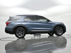 Used 2025  Ford Explorer Active 4WD at Landmark Auto Credit Center near springfield&comma; IL