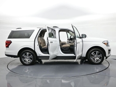 Used 2024  Ford Expedition Max Limited 4x4 at Landmark Auto Credit Center near springfield&comma; IL